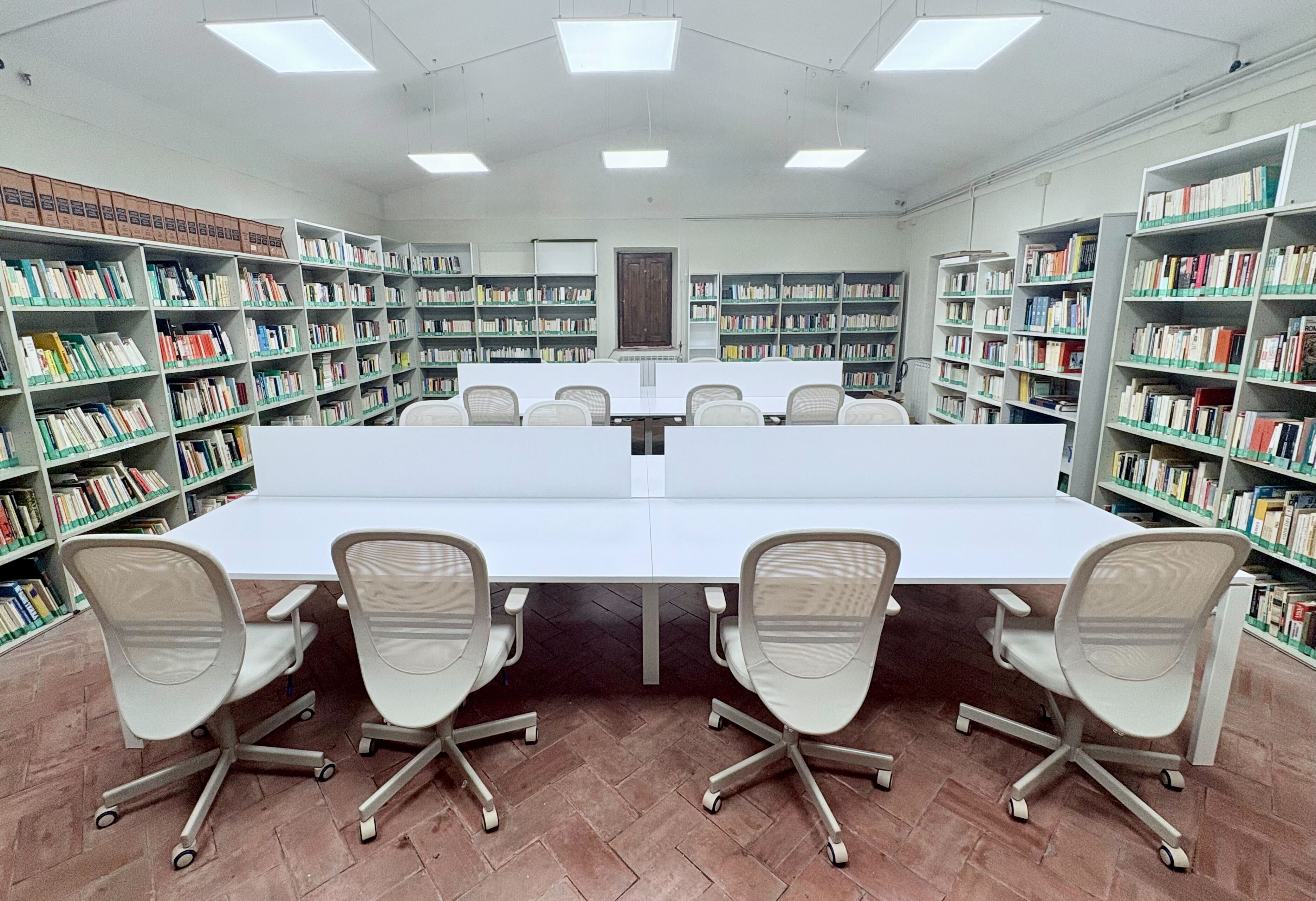 Spazi interni del coworking Rovi